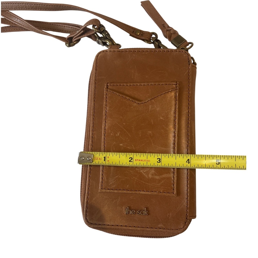 The Sak Silverlake Smartphone Crossbody Tan Leather Floral Embossed Wallet Bag - Picture 12 of 14